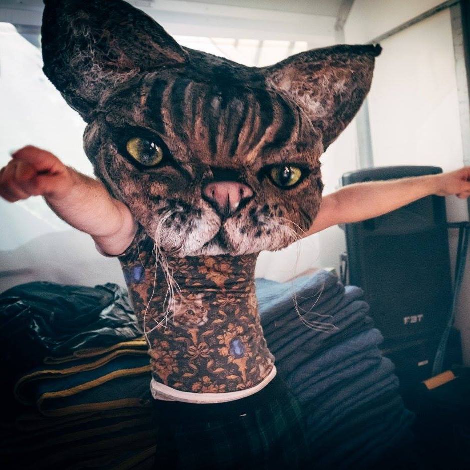 Cat Full of Ghosts X Worker Electronics project image